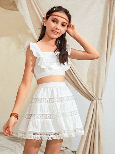 Girls Knot Hem Tank Top And Paperbag Waist Belted Striped Shorts Set