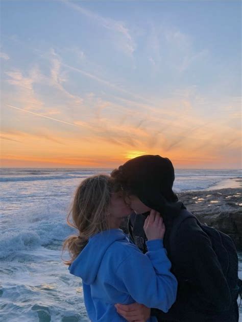 1 𝐡𝐢𝐝𝐢𝐧𝐠 𝐟𝐫𝐨𝐦 𝐭𝐡𝐞 𝐩𝐚𝐬𝐭 Josh Richards Snap Storys Cute Couple Pictures Cute Couples Goals