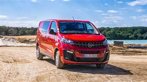 Opel Vivaro e la terza generazione è anche elettrica AUTONEWSMAGAZINE