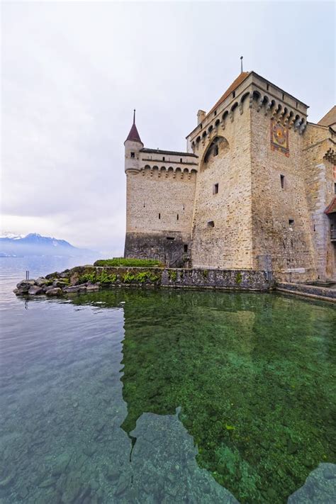 Torre Di Orologio Del Castello Di Chillon Sul Lago Lemano In Svizzera