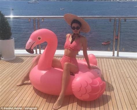 Kendall Jenner Shows Off Physique In Bikini In Cannes Daily Mail Online