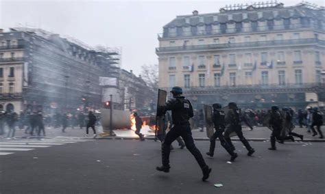 Protestas En Francia Nuevos Disturbios En Contra De La Reforma