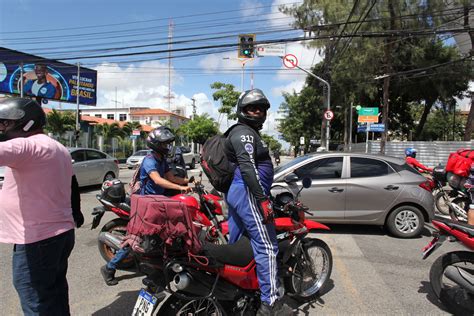 Entregadores De Aplicativo Fazem Paralisa O Em Tr S Pontos De Fortaleza