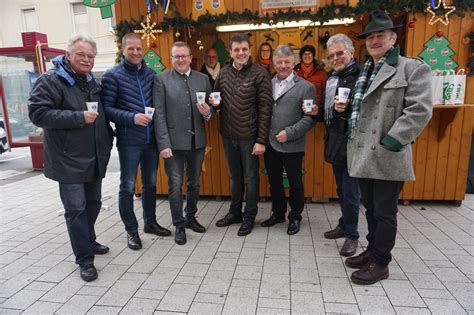 Lions Adventstand für den guten Zweck Hartberg Fürstenfeld