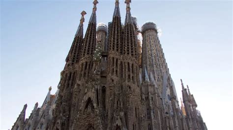 Iluminaci N Sagrada Familia Experiencia Celestial La Pantalla