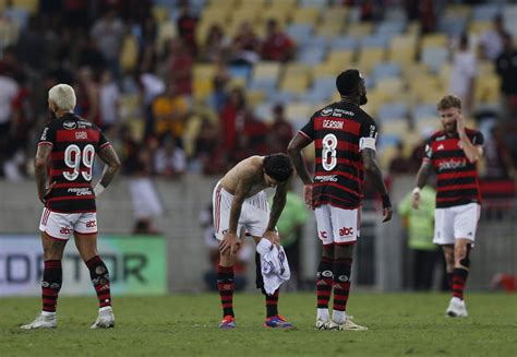 Flamengo X Fortaleza Fragilidade Nas Pontas E Espa Amento No Meio