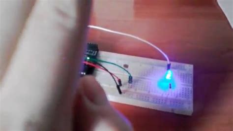 Control del brillo de un LED a través de un LDR YouTube