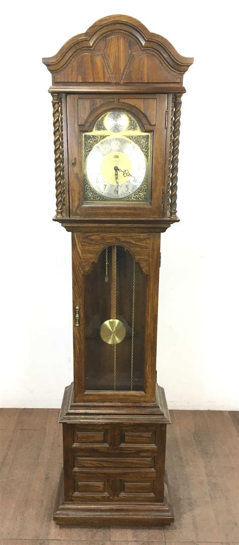 Lot Vintage Ridgeway Tall Case Oak Grandfather Clock