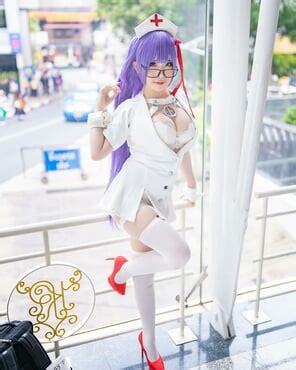 Hot Milf In Lingerie Porn Pic