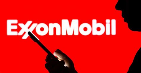 ExxonMobil réduit ses activités en France 700 emplois supprimés