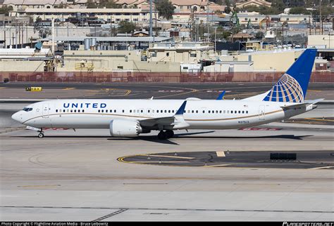 N United Airlines Boeing Max Photo By Flightline Aviation