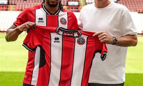 Officiel Yasser Larouci S Engage Avec Sheffield United Vid O