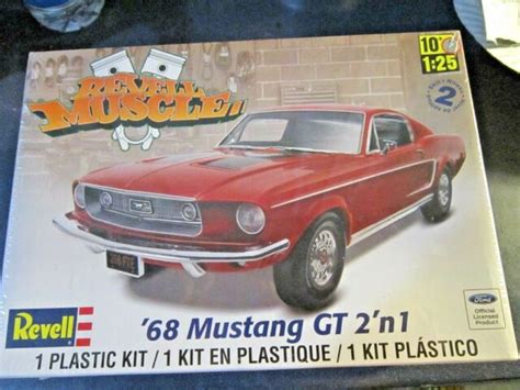 Revell 1 25 1968 Ford Mustang Fastback GT 2 N 1 Kit 85 4215 Factory