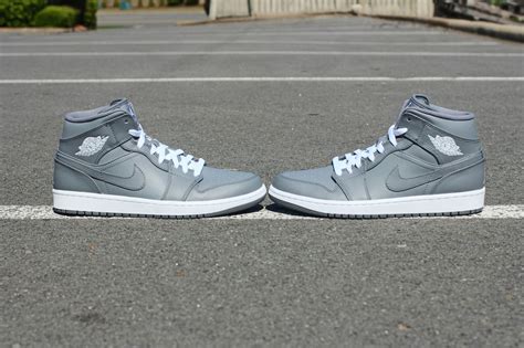 Jordan 1 Cool Grey