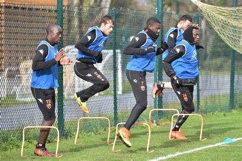 Cnfc Fcl Le Groupe Lorientais Fc Lorient