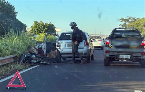 Acidente Provoca Congestionamento Na BR 153 Em Rio Preto SP