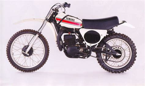 Survival Of The Fittest The Yamaha Yz Stroke Story Off