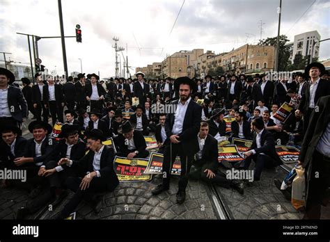 Ultra Orthodox Jewish Men Protest In Jerusalem Ultra Orthodox Jewish