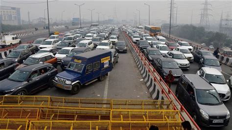 Aap Protest At Bjp Headquarters Security Beefed Up Delhi Police