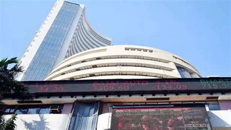 Sensex News Today Et Market Watch Nifty Sensex End Flat Fmcg Gains