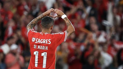 Futebol Sl Benfica Venceu Guimarães E Juntou Se A Fc Porto E Sporting