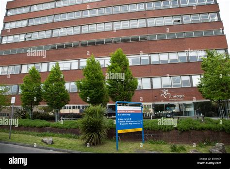 St George's Hospital Medical School Stock Photo - Alamy