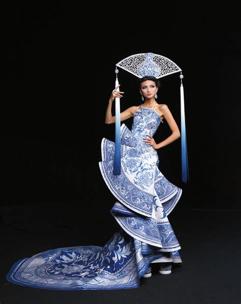 Renowned Chinese Haute Couture Designer Guo Pei In Aotearoa Rnz