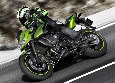 Kawasaki Z R Fiche Moto Motoplanete