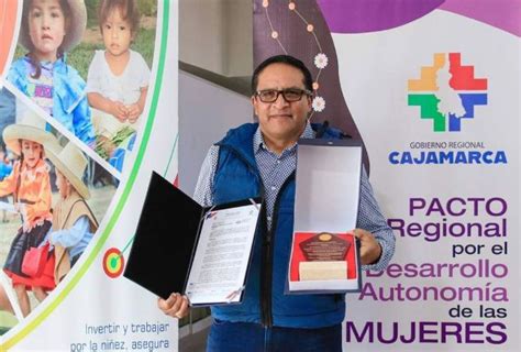 Alcalde Provincial Recibe Reconocimiento Por Cumplimiento De Pactos