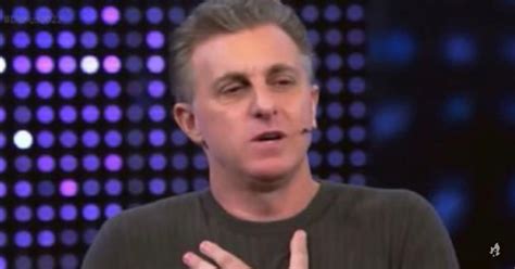 Luciano Huck Detonado Ap S Afirmar Que A Esquerda No Brasil