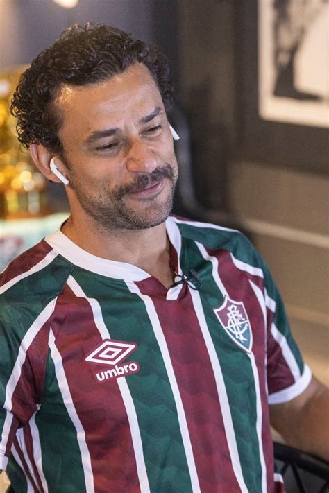 De Volta Ao Tricolor Fred Aposta Na M Stica Camisa Do Flu Para Fazer