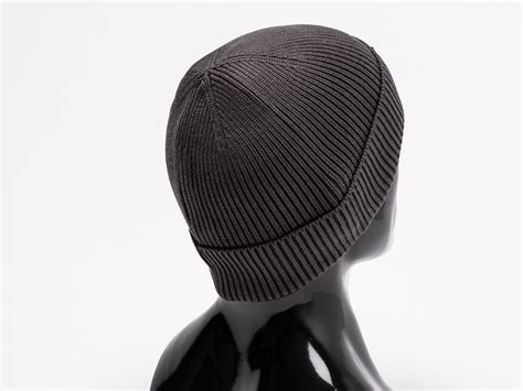 Купить Шапка Hugo Boss цвет Серый купить по цене 650 рублей в интернет ...