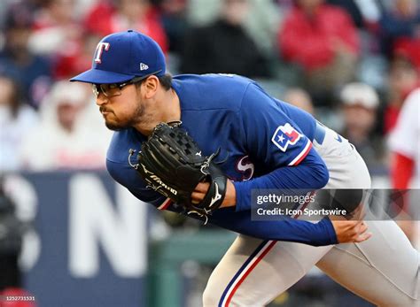 Texas Rangers pitcher Dane Dunning pitching during an MLB baseball ...