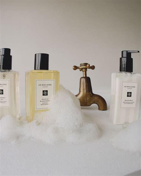 Jo Malone London 8 5 Oz English Pear And Freesia Body And Hand Wash