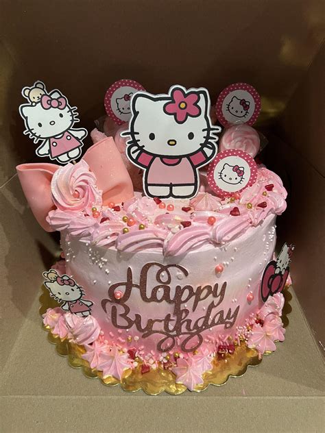 My Daughters 10th Birthday Cake R Hellokitty