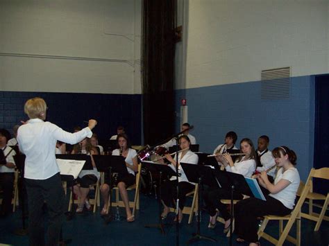 Alumni explain arlington catholic high school traditions to kids 2