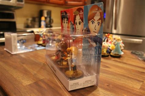 Photos of the Mii Fighters amiibo 3-pack