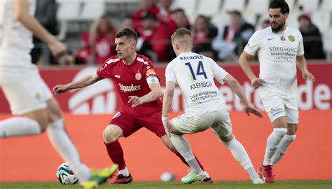 Gegen Ratingen Rot Weiss Essen Folgt Rot Wei Oberhausen In Das