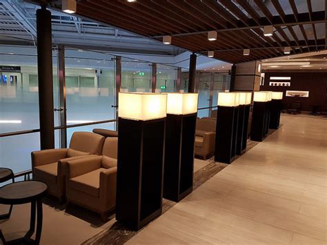 Review Dubai Ahlan First Class Lounge Concourse D