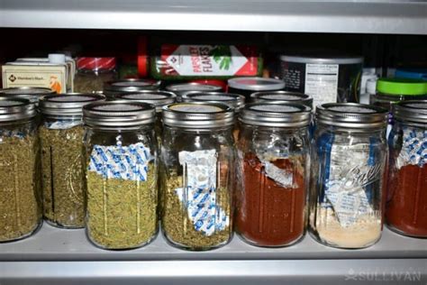 Storing Food in Glass Jars for the Long-Term