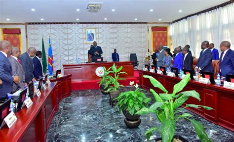 Rdc Felix Tshisekedi Pr Side Le Premier Conseil Des Ministres