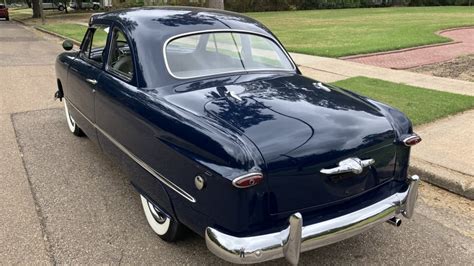 ford custom coupe  sale  auction mecum auctions