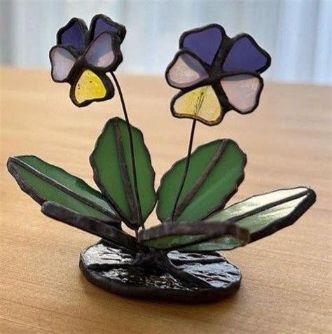 Stained Glass Flowers - Beautiful Home Decor