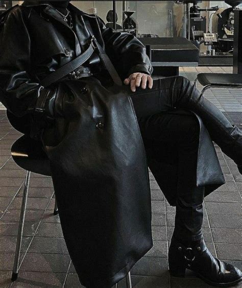 Pin by サハーシュララ on Fashion in 2024 Dark fashion Mens outfits Fashion