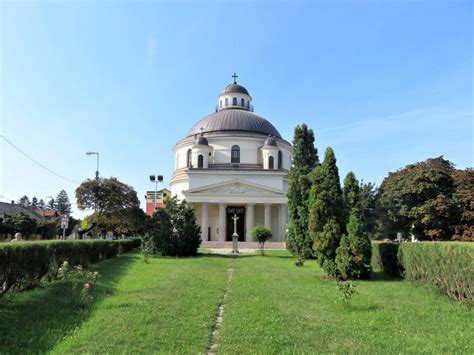 Szent Anna plébániatemplom GoTourist