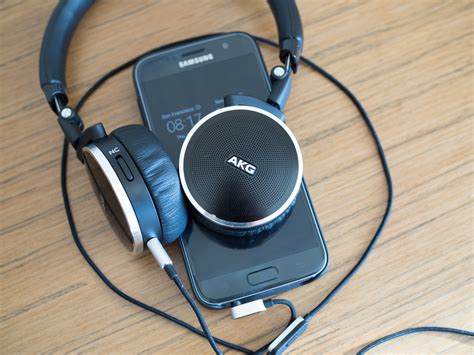 Akg N60nc Noise Canceling Headphones Review Flip A Switch And Shut Out The World Android Central