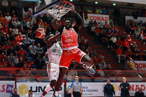 Pistoia Si Conferma Al PalaCarrara Sassari Ko Sportando