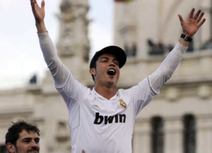 Real Madrid Celebrate La Liga Triumph The Times Of India