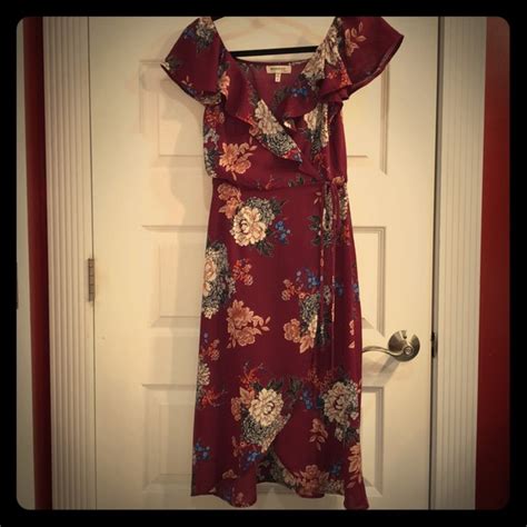 Monteau Dresses Monteau Los Angeles Burgundy Floral Wrap Dress