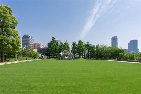 Tokyo Japan 9 May 2021 Tokyo Midtown Green And Park